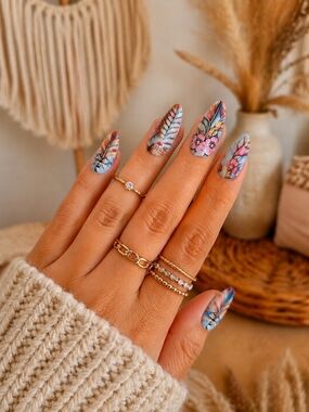 4/$15 Boho Floral Feather Press-On Nails in Multicolor Multi Use w/ Stickers
